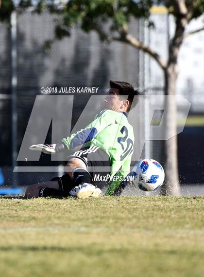 Thumbnail 1 in Bishop Gorman vs Sierra Vista photogallery.