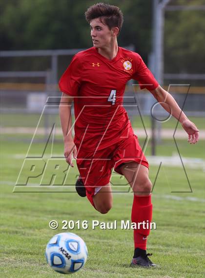 Thumbnail 1 in Batavia @ Oswego photogallery.