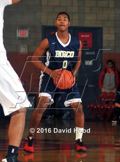 Thumbnail 2 in Village Christian vs. St. John Bosco (Nike Extravaganza) photogallery.