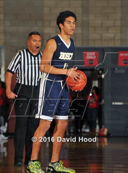 Thumbnail 2 in Village Christian vs. St. John Bosco (Nike Extravaganza) photogallery.