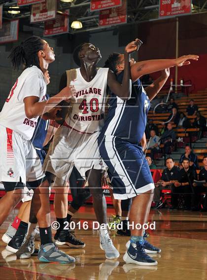 Thumbnail 2 in Village Christian vs. St. John Bosco (Nike Extravaganza) photogallery.
