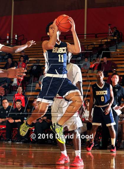 Thumbnail 3 in Village Christian vs. St. John Bosco (Nike Extravaganza) photogallery.