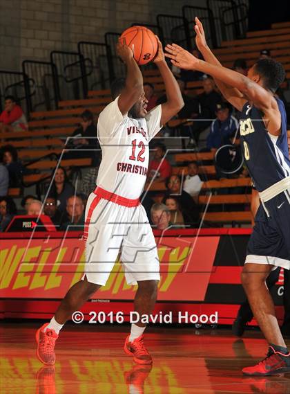 Thumbnail 3 in Village Christian vs. St. John Bosco (Nike Extravaganza) photogallery.