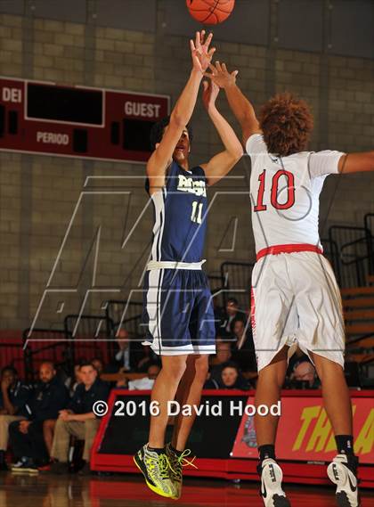 Thumbnail 2 in Village Christian vs. St. John Bosco (Nike Extravaganza) photogallery.