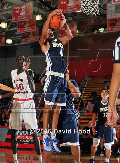 Thumbnail 3 in Village Christian vs. St. John Bosco (Nike Extravaganza) photogallery.