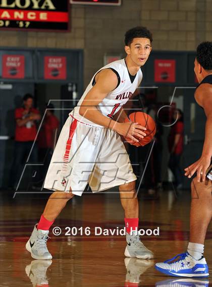 Thumbnail 2 in Village Christian vs. St. John Bosco (Nike Extravaganza) photogallery.