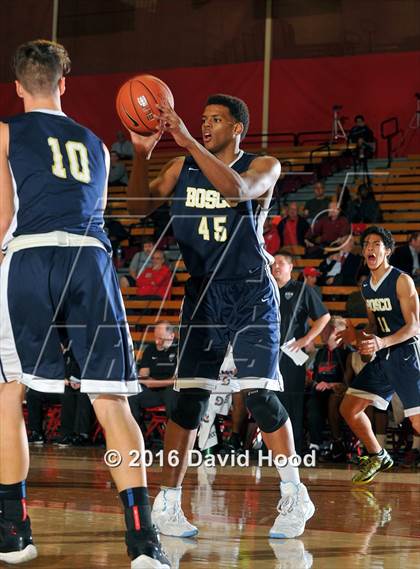 Thumbnail 3 in Village Christian vs. St. John Bosco (Nike Extravaganza) photogallery.