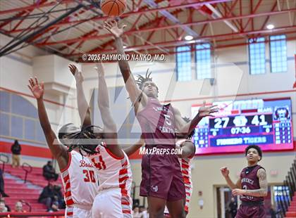 Thumbnail 2 in Lawrence Central vs. Evansville Bosse photogallery.