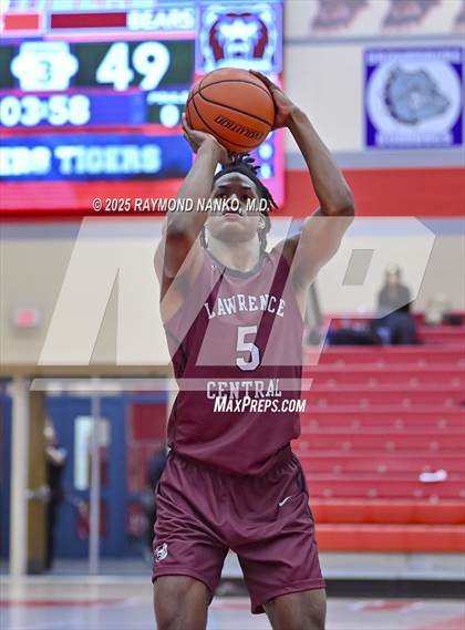 Thumbnail 2 in Lawrence Central vs. Evansville Bosse photogallery.