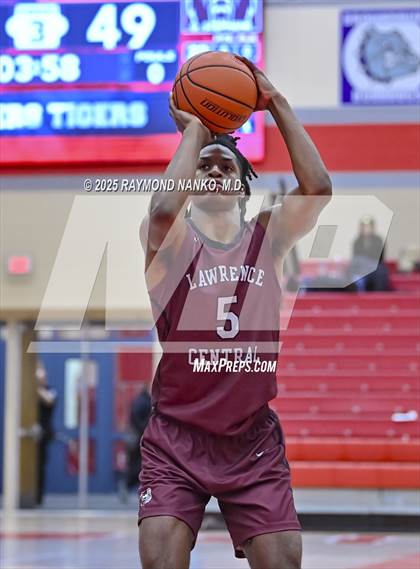 Thumbnail 1 in Lawrence Central vs. Evansville Bosse photogallery.