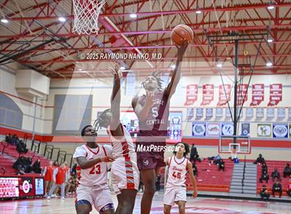 Thumbnail 2 in Lawrence Central vs. Evansville Bosse photogallery.