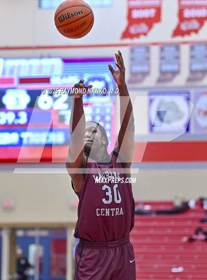 Thumbnail 2 in Lawrence Central vs. Evansville Bosse photogallery.