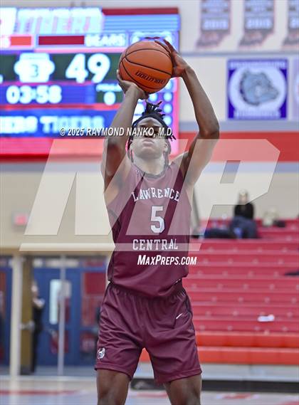 Thumbnail 3 in Lawrence Central vs. Evansville Bosse photogallery.