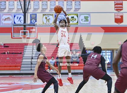 Thumbnail 1 in Lawrence Central vs. Evansville Bosse photogallery.