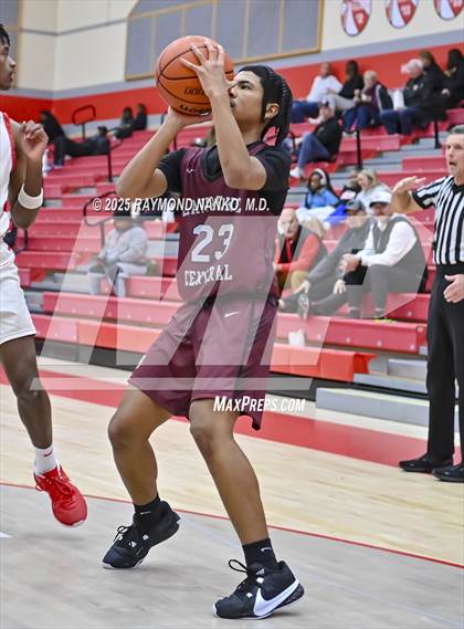 Thumbnail 3 in Lawrence Central vs. Evansville Bosse photogallery.