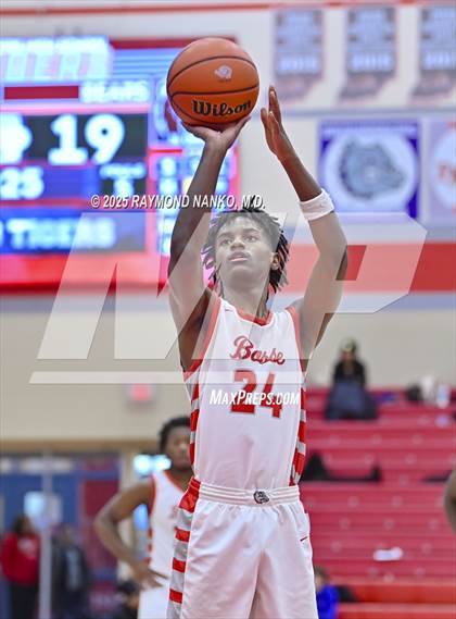 Thumbnail 1 in Lawrence Central vs. Evansville Bosse photogallery.