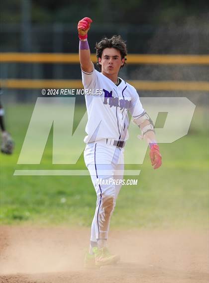 Thumbnail 3 in St. Bernard vs Cathedral photogallery.