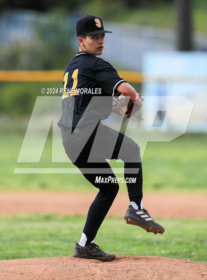 Thumbnail 3 in St. Bernard vs Cathedral photogallery.