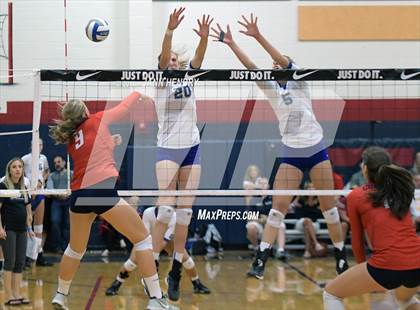 Thumbnail 1 in Coronado vs. Pleasant Grove (Durango Fall Classic) photogallery.