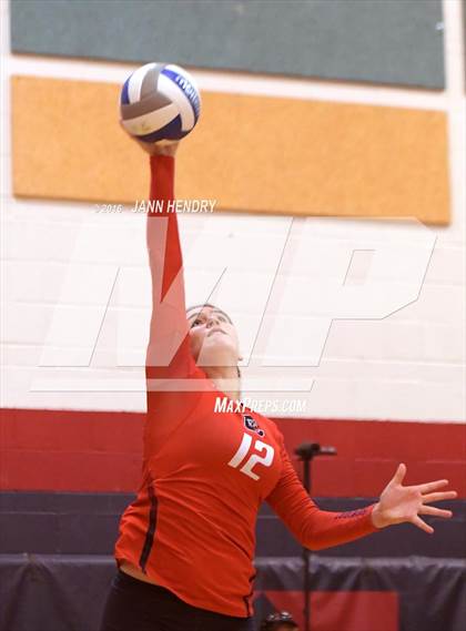 Thumbnail 2 in Coronado vs. Pleasant Grove (Durango Fall Classic) photogallery.