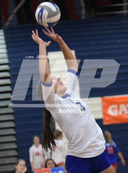 Thumbnail 2 in Coronado vs. Pleasant Grove (Durango Fall Classic) photogallery.