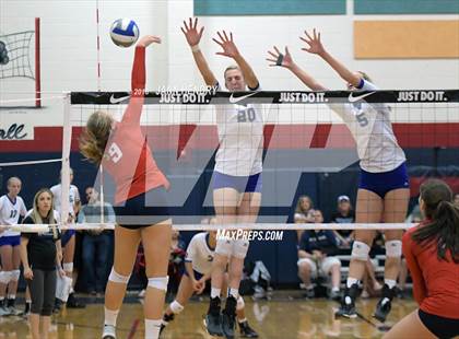 Thumbnail 3 in Coronado vs. Pleasant Grove (Durango Fall Classic) photogallery.