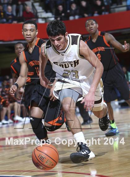 Thumbnail 2 in Spring Valley vs Clarkstown South (Section 1 Class AA Semifinal) photogallery.
