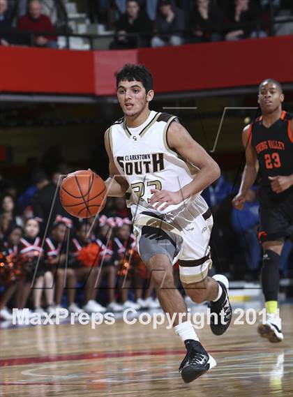 Thumbnail 3 in Spring Valley vs Clarkstown South (Section 1 Class AA Semifinal) photogallery.