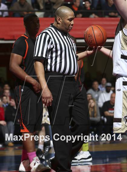 Thumbnail 1 in Spring Valley vs Clarkstown South (Section 1 Class AA Semifinal) photogallery.