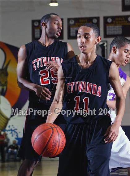 Thumbnail 2 in Etiwanda @ Valencia (CIF SS Playoffs) photogallery.