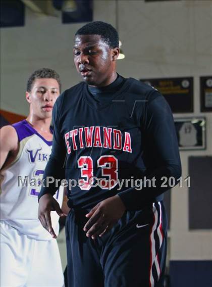 Thumbnail 2 in Etiwanda @ Valencia (CIF SS Playoffs) photogallery.