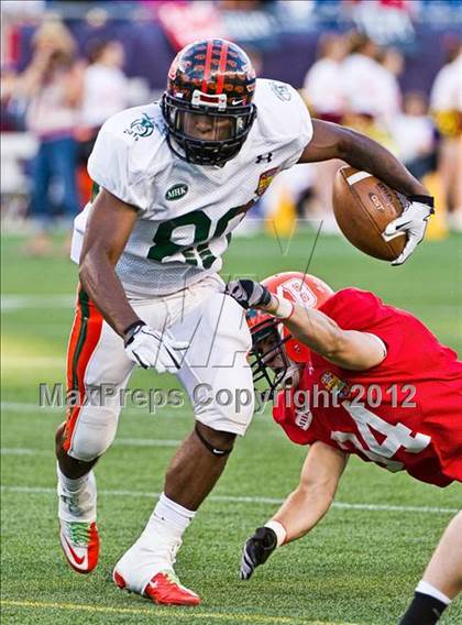 Thumbnail 3 in  MHSFCA/Aleppo Shriners All-Star Classic (North vs. South) photogallery.