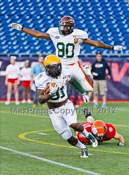 Thumbnail 2 in  MHSFCA/Aleppo Shriners All-Star Classic (North vs. South) photogallery.