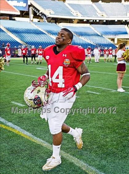 Thumbnail 3 in  MHSFCA/Aleppo Shriners All-Star Classic (North vs. South) photogallery.
