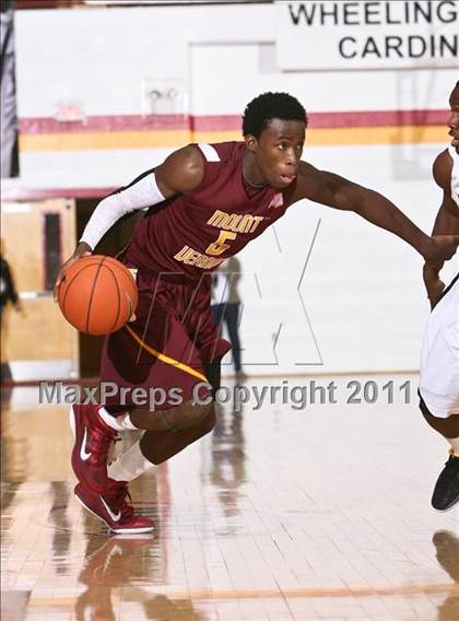 Thumbnail 1 in Neumann Goretti vs. Mt. Vernon (Cancer Research Classic) photogallery.
