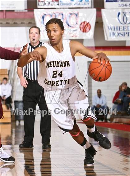 Thumbnail 2 in Neumann Goretti vs. Mt. Vernon (Cancer Research Classic) photogallery.