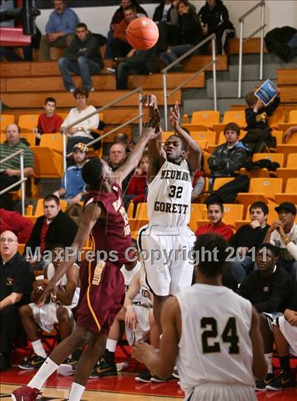 Thumbnail 2 in Neumann Goretti vs. Mt. Vernon (Cancer Research Classic) photogallery.