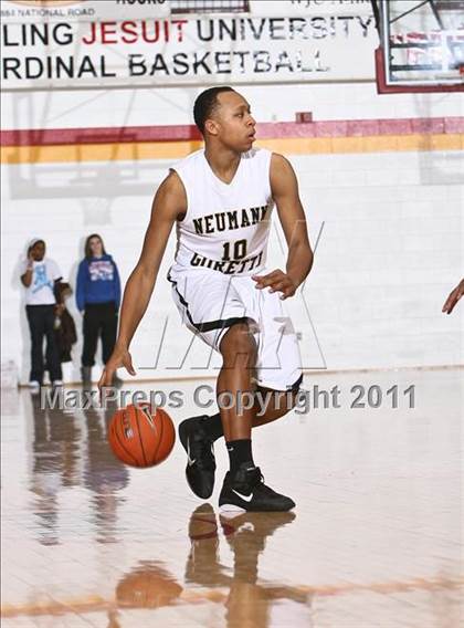 Thumbnail 3 in Neumann Goretti vs. Mt. Vernon (Cancer Research Classic) photogallery.