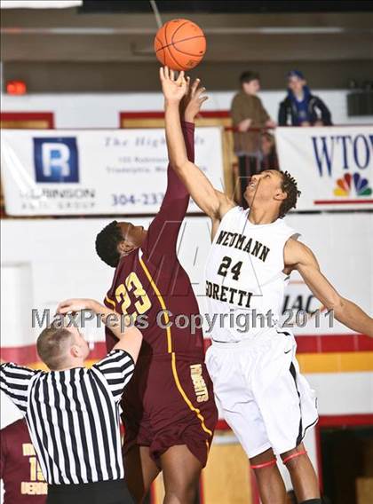 Thumbnail 1 in Neumann Goretti vs. Mt. Vernon (Cancer Research Classic) photogallery.