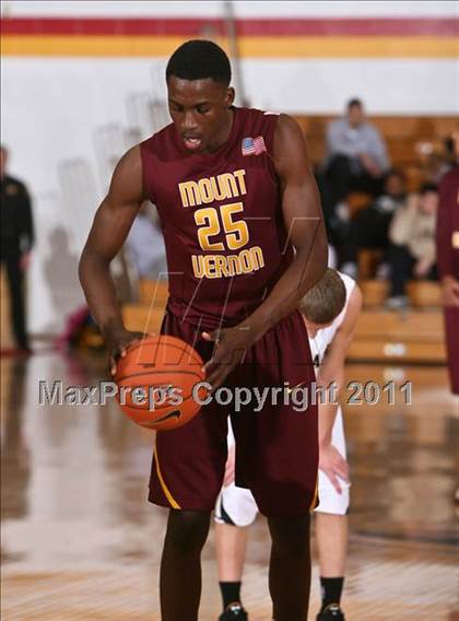 Thumbnail 3 in Neumann Goretti vs. Mt. Vernon (Cancer Research Classic) photogallery.