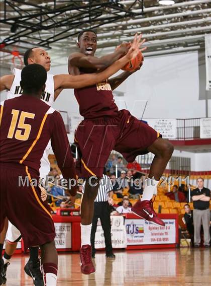 Thumbnail 1 in Neumann Goretti vs. Mt. Vernon (Cancer Research Classic) photogallery.
