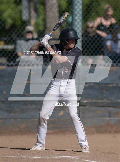 Thumbnail 3 in Tomales vs Credo photogallery.