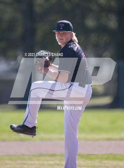 Thumbnail 3 in Tomales vs Credo photogallery.