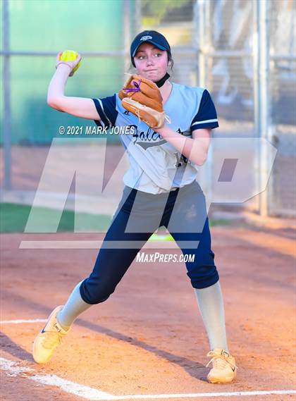 Thumbnail 2 in Cactus Shadows @ Willow Canyon  photogallery.