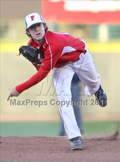 Thumbnail 1 in Rush-Henrietta vs. Fairport (Section 5 Class AAA Final) photogallery.