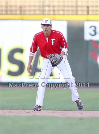 Thumbnail 2 in Rush-Henrietta vs. Fairport (Section 5 Class AAA Final) photogallery.