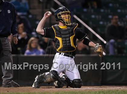 Thumbnail 2 in Rush-Henrietta vs. Fairport (Section 5 Class AAA Final) photogallery.