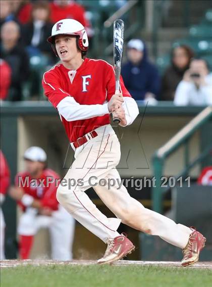 Thumbnail 2 in Rush-Henrietta vs. Fairport (Section 5 Class AAA Final) photogallery.