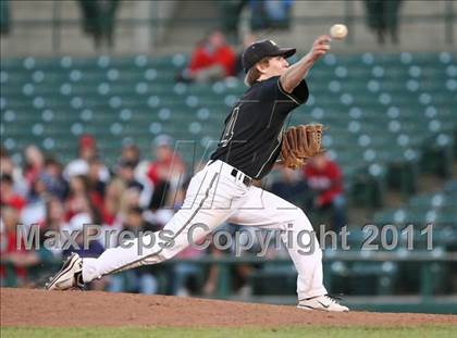 Thumbnail 3 in Rush-Henrietta vs. Fairport (Section 5 Class AAA Final) photogallery.
