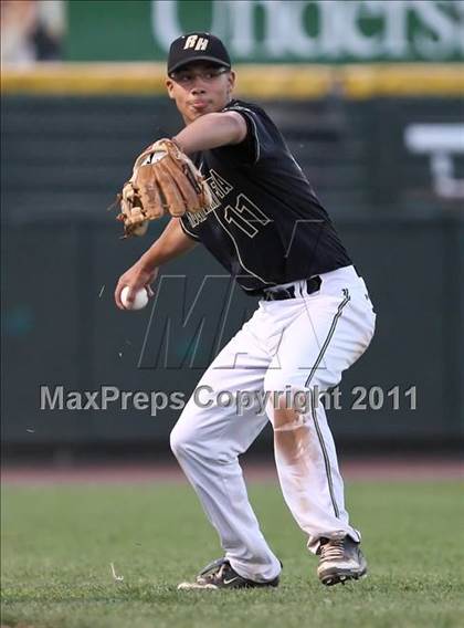 Thumbnail 3 in Rush-Henrietta vs. Fairport (Section 5 Class AAA Final) photogallery.